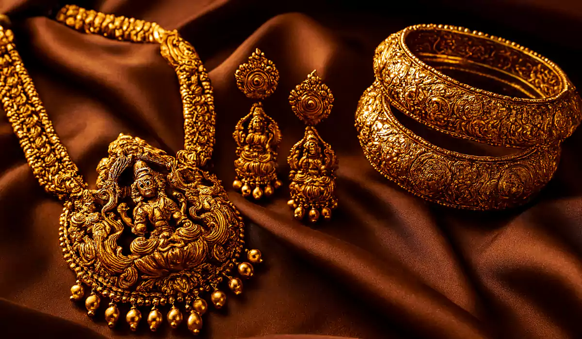antique gold plated temple jewellery Lazola India